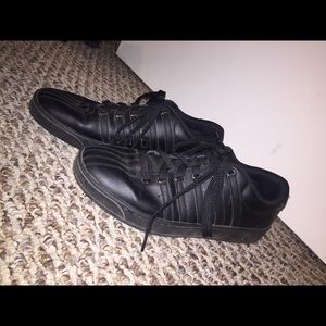 all black k-swiss sneakers